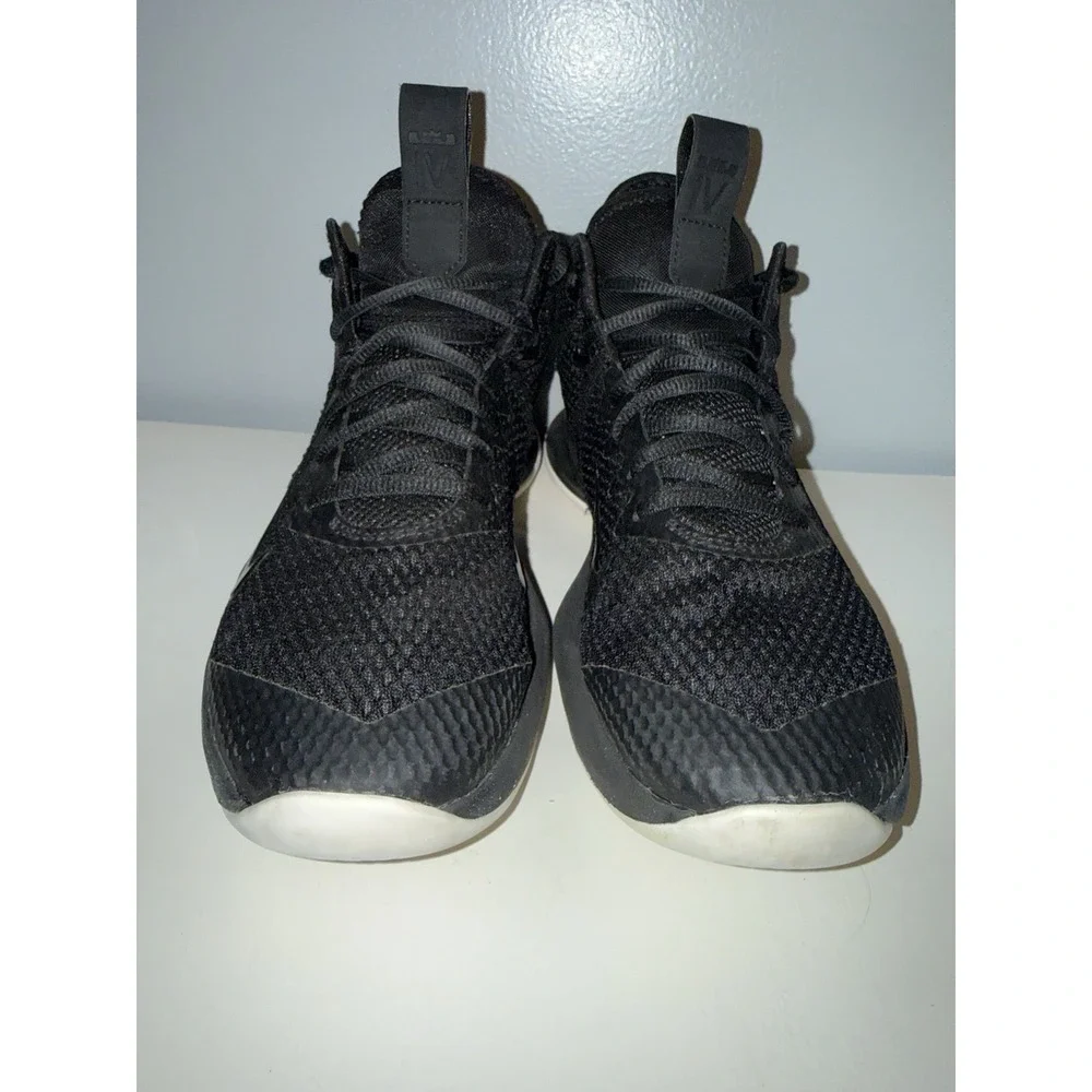 Nike LeBron Witness IV Mens Size 7.5 Black w/Blue Hyper‎ Cobalt BV7427-007 Shoes